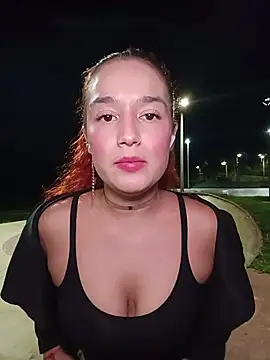 Snapshot of isabella_ferrer99 chatting on June 14, 2026, 5:31 am isabella ferrer99 online show from June 14, 2026, 5:31 am