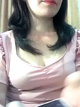 Bondgirl 9 online show from April 2, 2026, 6:49 pm