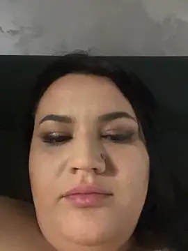 julietalovee online show from March 11, 2026, 9:21 pm