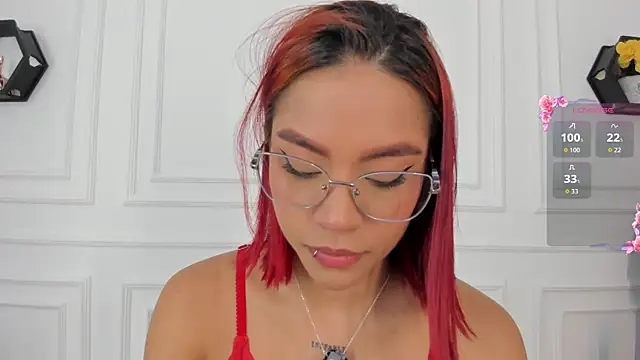 Im Scarlett  online show from May 16, 2026, 7:12 pm