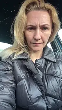 Snapshot of Secret_Ladyx chatting on March 18, 2026, 6:05 am Secret Ladyx online show from March 18, 2026, 6:05 am