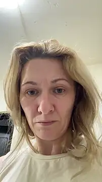 Snapshot of Secret_Ladyx chatting on March 24, 2026, 4:06 am Secret Ladyx online show from March 24, 2026, 4:06 am