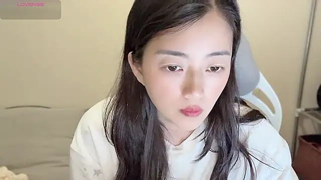 jinxiyao01 online show from June 22, 2026, 7:05 am