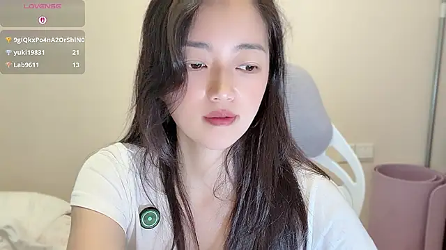 jinxiyao01 online show from June 28, 2026, 2:28 am
