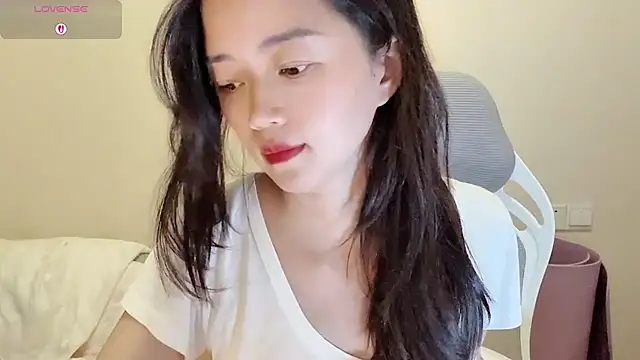 jinxiyao01 online show from June 28, 2026, 2:34 pm