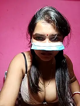 Snapshot of Sexy_Sonniyaa chatting on May 5, 2026, 7:05 am Sexy Sonniyaa online show from May 5, 2026, 7:05 am