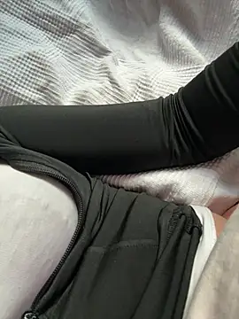 lena-smile683 online show from April 14, 2026, 5:41 pm