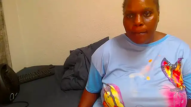 Snapshot of Busty42DDZA chatting on April 26, 2026, 9:40 am Busty42DDZA online show from April 26, 2026, 9:40 am
