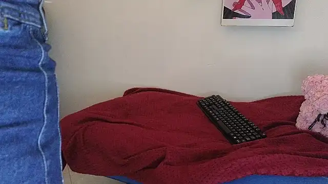 Caroline hernandes online show from April 16, 2026, 12:39 pm