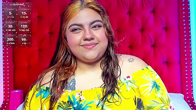 SunnyHoney  online show from June 17, 2026, 12:29 pm
