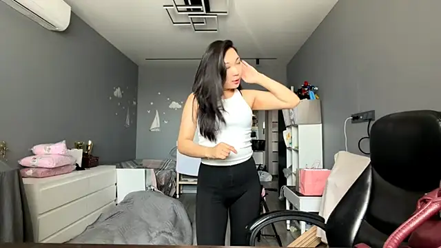 Snapshot of DrivenRitual chatting on March 4, 2026, 3:12 am DrivenRitual online show from March 4, 2026, 3:12 am