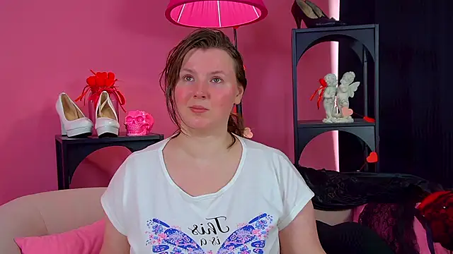 MelodyMoores online show from May 8, 2026, 6:30 am
