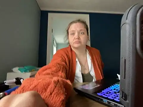 highimmaryjane online show from May 14, 2026, 6:47 pm