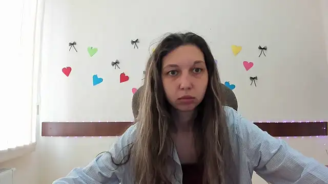 Ellina Star online show from April 2, 2026, 8:23 am