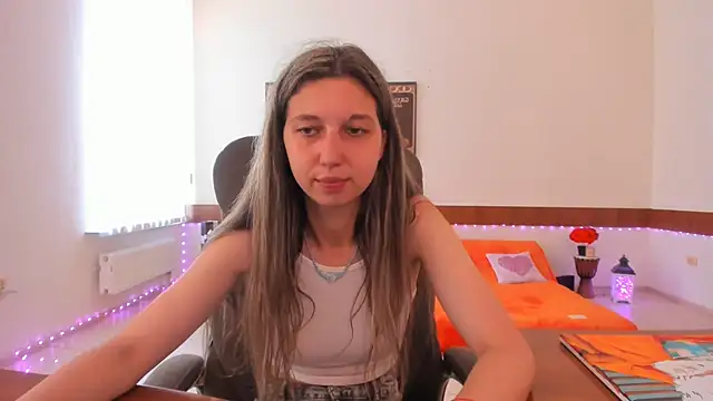 Snapshot of Ellina_Star chatting on July 17, 2026, 8:10 am Ellina Star online show from July 17, 2026, 8:10 am