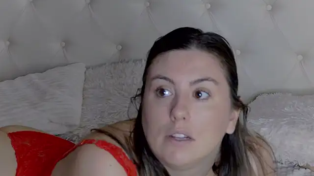 AnastasiaHart online show from April 9, 2026, 5:18 am