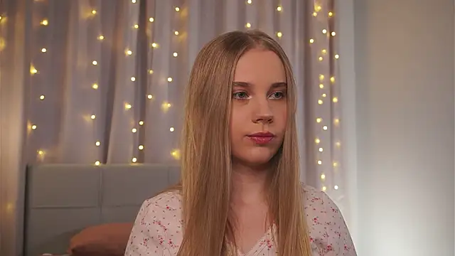 tayashy online show from May 18, 2026, 4:02 pm