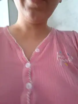 Emi hot1 online show from March 20, 2026, 6:40 am