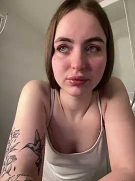 Snapshot of Angellav chatting on April 30, 2026, 12:06 am Angellav online show from April 30, 2026, 12:06 am