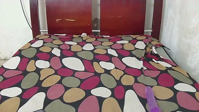 aitana evans8 online show from March 26, 2026, 7:47 am