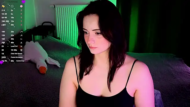 missy3kissy online show from April 27, 2026, 3:43 pm