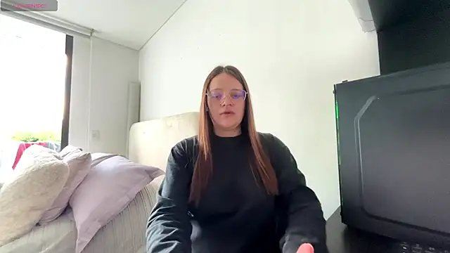 Sarahhh 0 online show from March 15, 2026, 9:21 pm