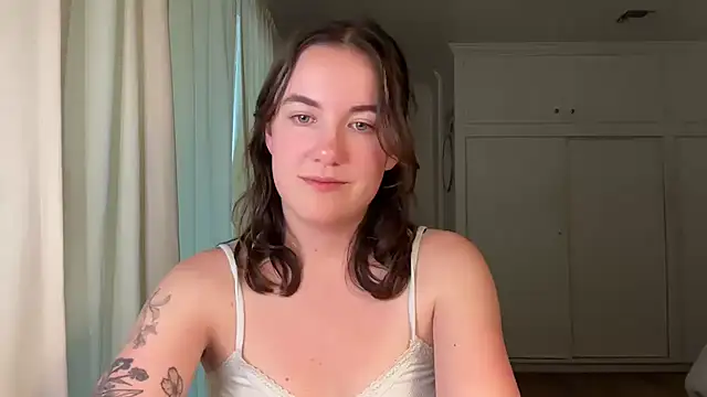 summerxo online show from May 11, 2026, 2:06 am