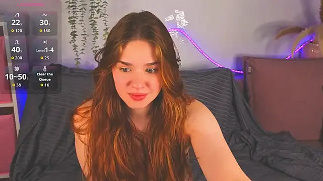 TiffanyVex online show from May 17, 2026, 3:30 pm
