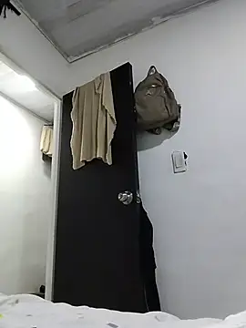 TuCanero23cm online show from July 20, 2026, 7:33 am
