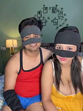 Snapshot of your_bhabhi_love chatting on June 2, 2026, 5:48 pm your bhabhi love online show from June 2, 2026, 5:48 pm