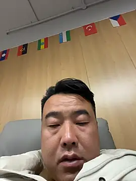 yingying001 online show from March 5, 2026, 10:33 am