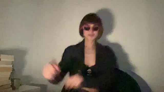 Snapshot of SlowVenomXX chatting on March 16, 2026, 3:05 pm SlowVenomXX online show from March 16, 2026, 3:05 pm