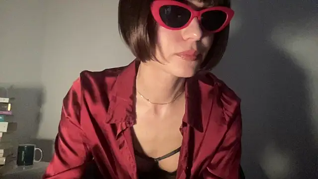 Snapshot of SlowVenomXX chatting on March 19, 2026, 3:16 pm SlowVenomXX online show from March 19, 2026, 3:16 pm