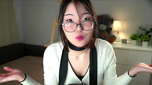 NelleMihalko online show from March 26, 2026, 11:05 am