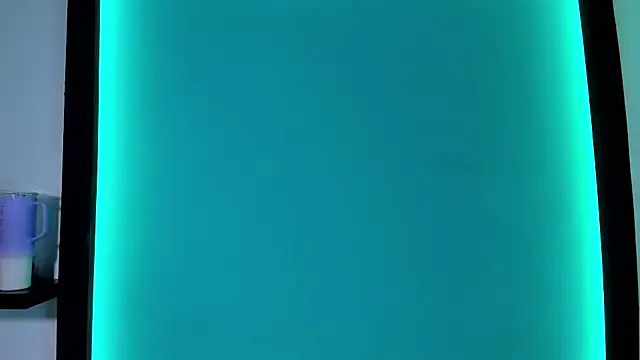 Snapshot of Emma_AH chatting on May 26, 2026, 2:46 pm Emma AH online show from May 26, 2026, 2:46 pm