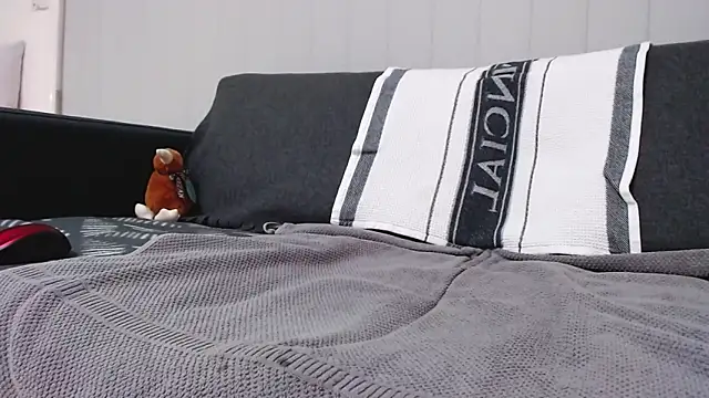 Snapshot of lilchristian@xh chatting on November 9, 2025, 1:31 pm lilchristianxh online show from November 9, 2025, 1:31 pm