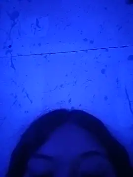 iaraaaa online show from May 13, 2026, 11:33 pm