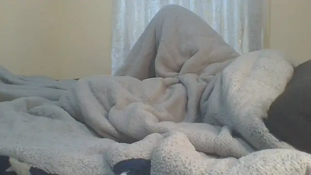 Snapshot of ndivhuwomuleya chatting on June 24, 2026, 4:22 am ndivhuwomuleya online show from June 24, 2026, 4:22 am