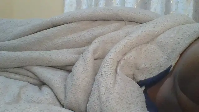 Snapshot of ndivhuwomuleya chatting on July 23, 2026, 3:32 pm ndivhuwomuleya online show from July 23, 2026, 3:32 pm