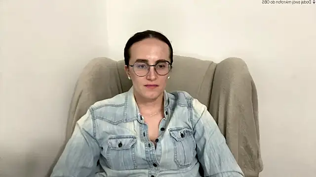 Snapshot of SofiaTease chatting on May 21, 2026, 6:04 pm SofiaTease online show from May 21, 2026, 6:04 pm