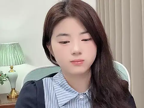 Nicole20266 online show from March 9, 2026, 11:47 am