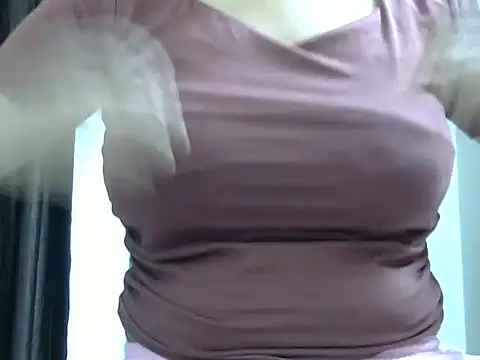 Snapshot of JANVI_06 chatting on May 7, 2026, 5:40 pm JANVI 06 online show from May 7, 2026, 5:40 pm