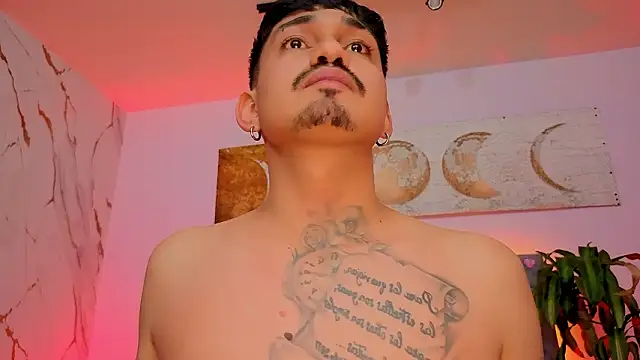 Mateo Valencia  online show from March 6, 2026, 1:51 pm