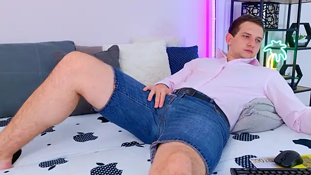 Jimmy Doss online show from March 19, 2026, 7:01 am