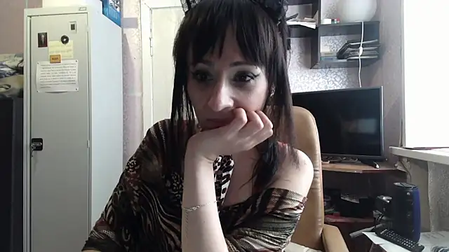 Snapshot of Barbie_Rococo chatting on June 5, 2026, 12:22 pm Barbie Rococo online show from June 5, 2026, 12:22 pm