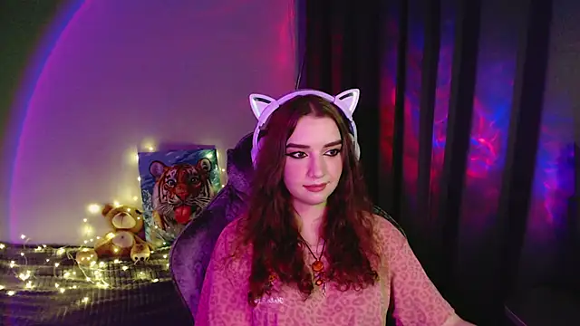 Celia Sensual  online show from July 15, 2026, 8:03 pm