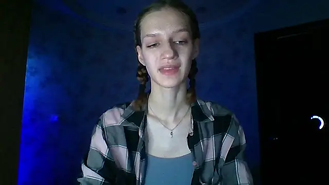 Chrissy Joyful online show from April 11, 2026, 4:39 am