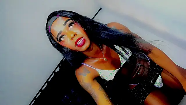 laaura dolll online show from April 11, 2026, 8:46 pm