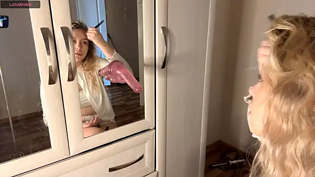 WonderedFlair online show from April 21, 2026, 7:58 am