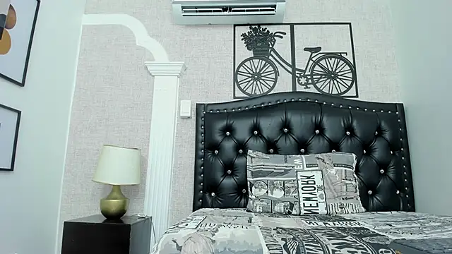 Snapshot of Kenndra_lust chatting on March 9, 2026, 12:53 pm Kenndra lust online show from March 9, 2026, 12:53 pm